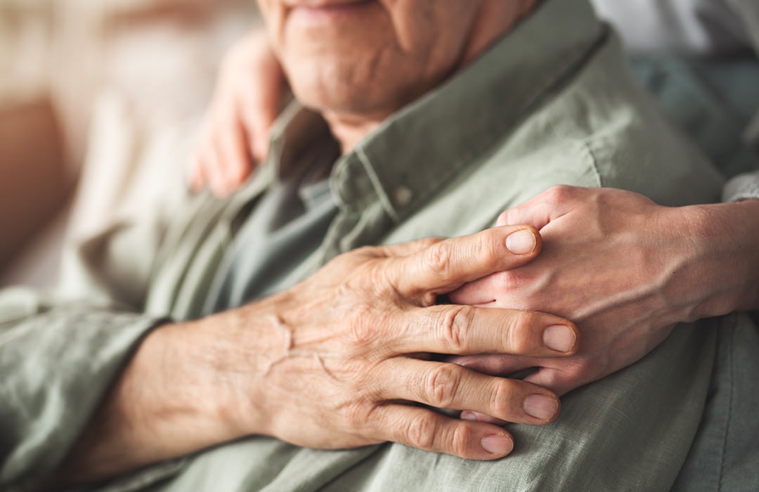 Lifestyle Couple holding hands