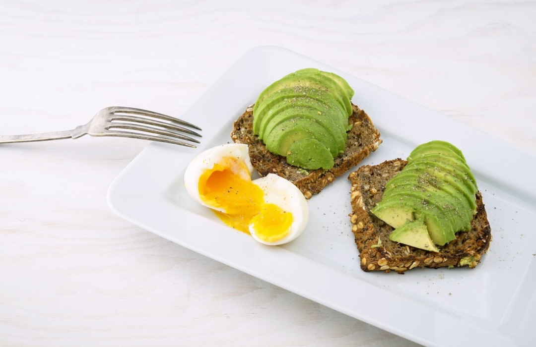 Benefits of Fiber avocado toast with a poached egg